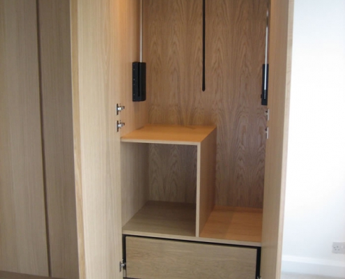 Free Standing Wardrobe Detail