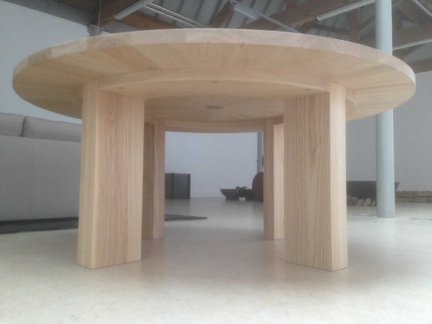 Round Table - Woodworkshop