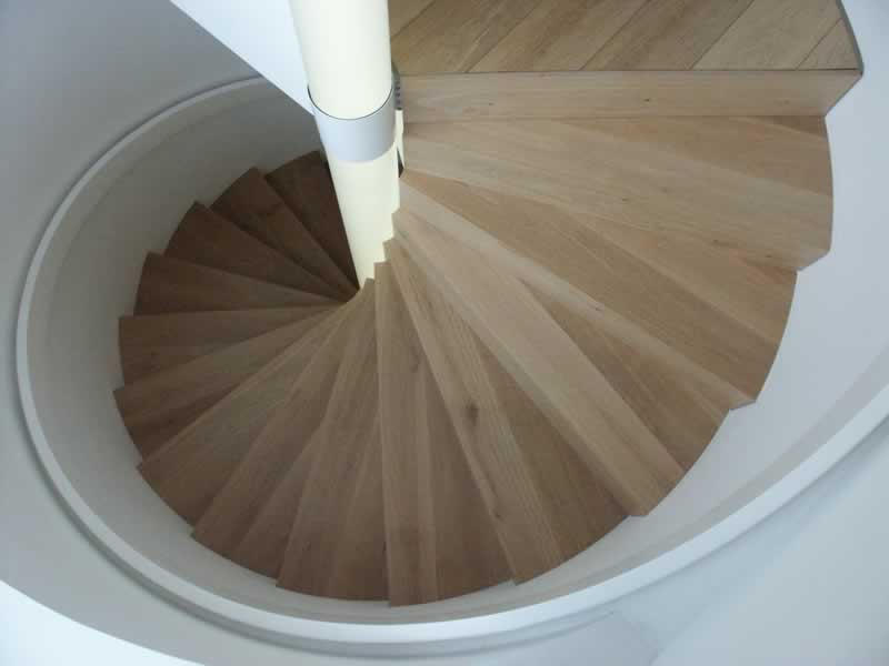 Spiral Staircase 04